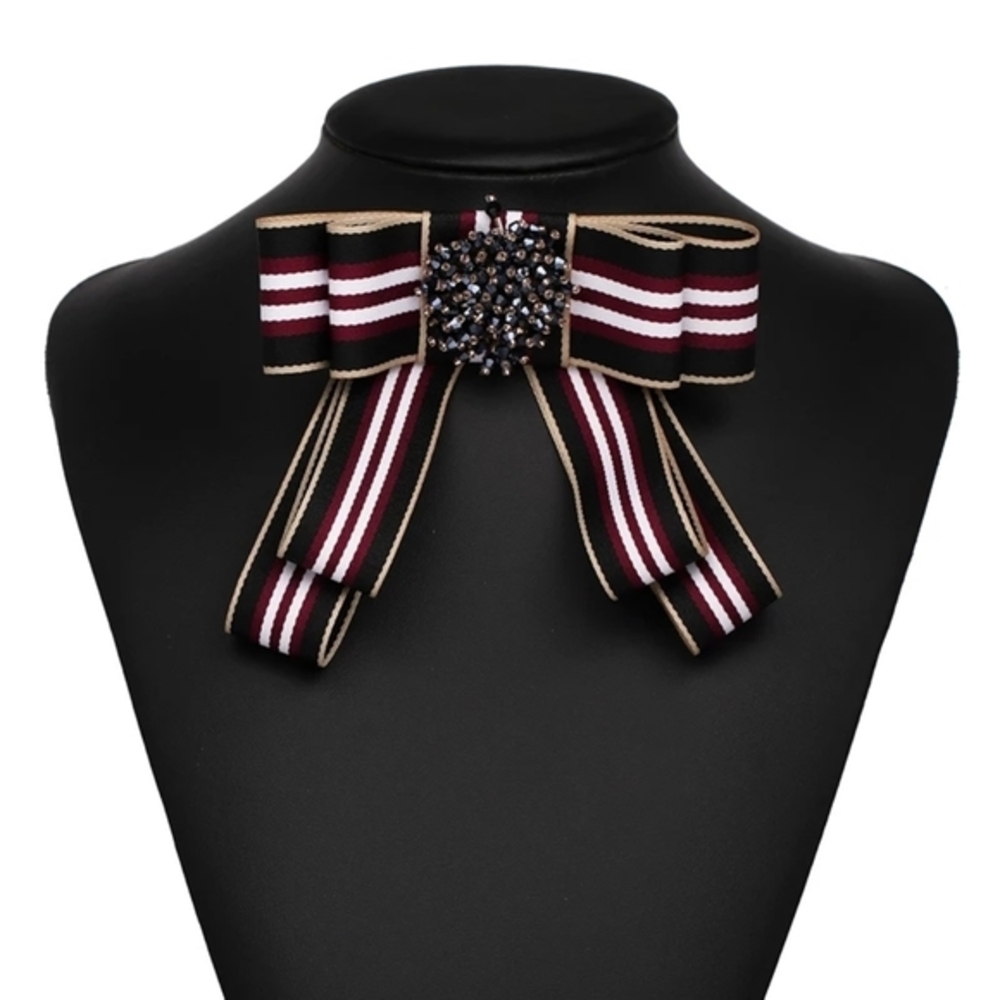 Amelia beaded brooch